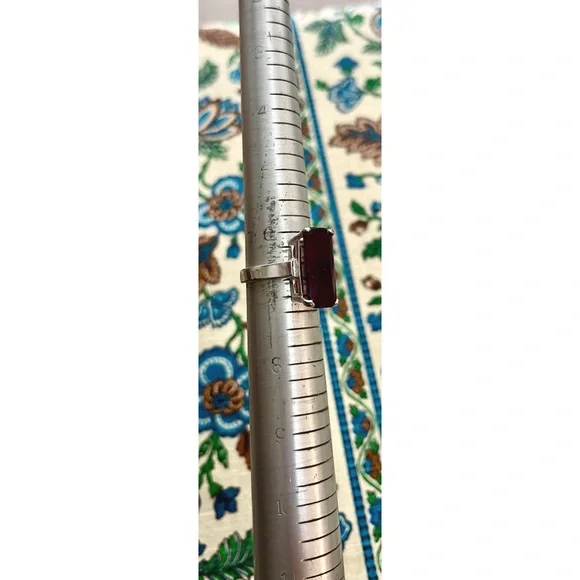 Vintage Deep Red Rectangular Stone Sterling-Color Ring - Picture 4 of 4